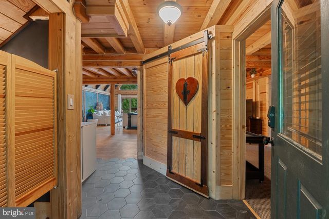 8 HOPE VALLEY LN, Stafford, VA 22554