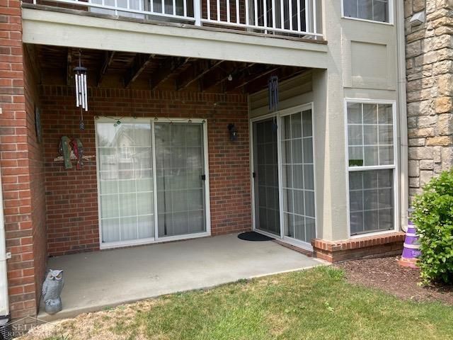 21868 Hartford Way, Macomb Twp, MI 48042