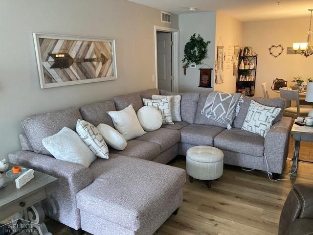 21868 Hartford Way, Macomb Twp, MI 48042
