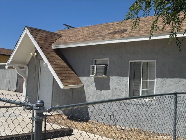 408 Pioneer Street, Barstow, CA 92311