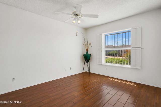 9027 E Palms Park Drive, Tucson, AZ 85715