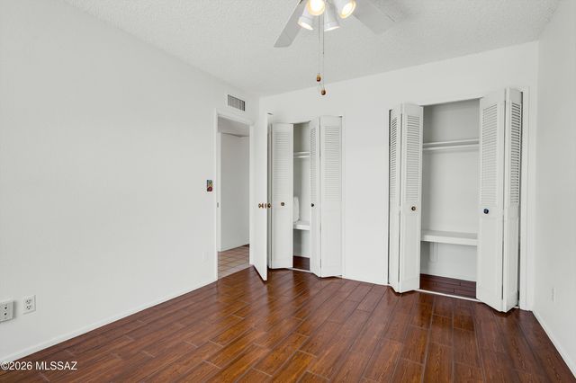 9027 E Palms Park Drive, Tucson, AZ 85715