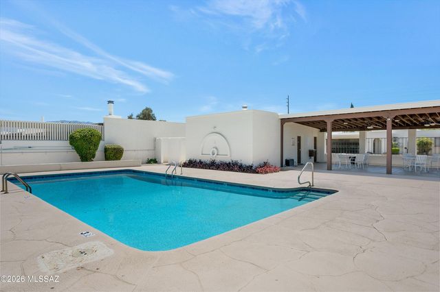 9027 E Palms Park Drive, Tucson, AZ 85715