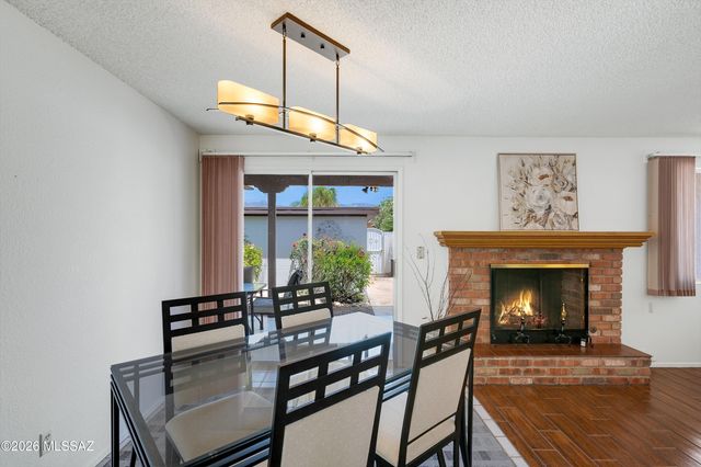 9027 E Palms Park Drive, Tucson, AZ 85715