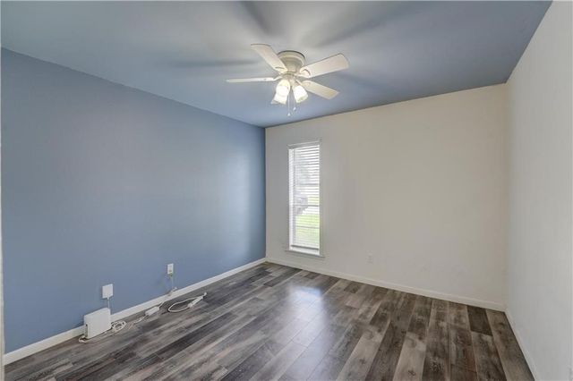 2310 Vialoux Dr, Corpus Christi, TX 78418