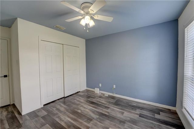 2310 Vialoux Dr, Corpus Christi, TX 78418