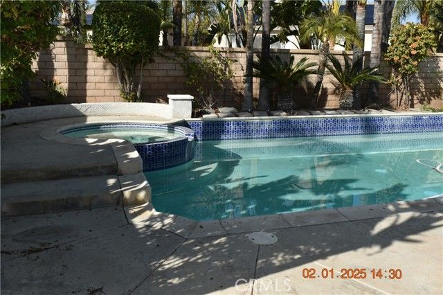 4257 Castlepeak, Corona, CA 92883