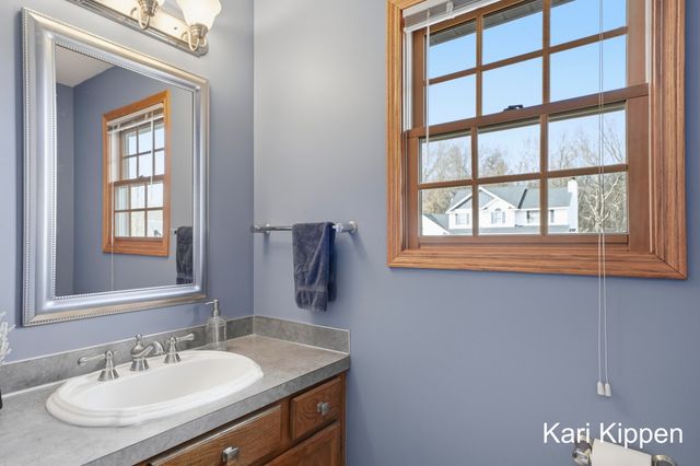 158 Teasel Street NE, Comstock Park, MI 49321