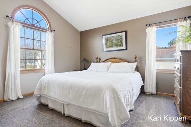 158 Teasel Street NE, Comstock Park, MI 49321