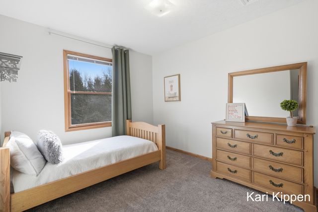 158 Teasel Street NE, Comstock Park, MI 49321