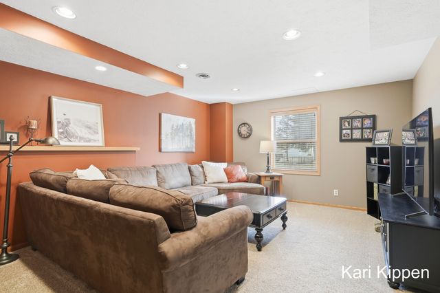 158 Teasel Street NE, Comstock Park, MI 49321