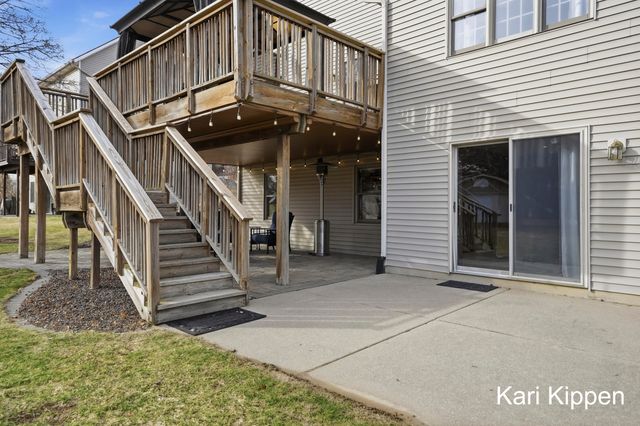 158 Teasel Street NE, Comstock Park, MI 49321