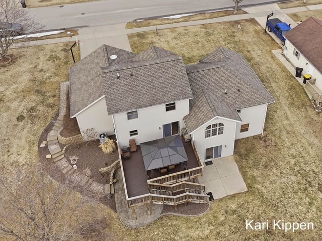 158 Teasel Street NE, Comstock Park, MI 49321