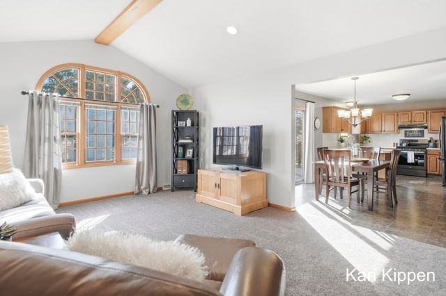 158 Teasel Street NE, Comstock Park, MI 49321