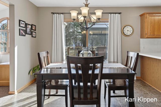 158 Teasel Street NE, Comstock Park, MI 49321