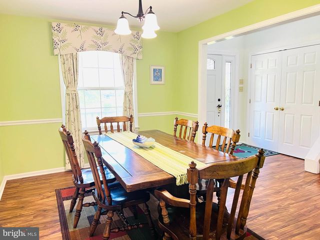 952 VALLEYBROOK RD, Garnet Valley, PA 19060