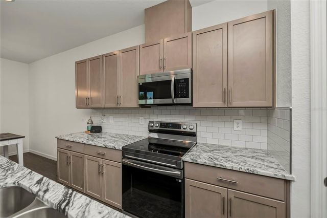 5306 DUNSMUIR ROAD, North Port, FL 34288