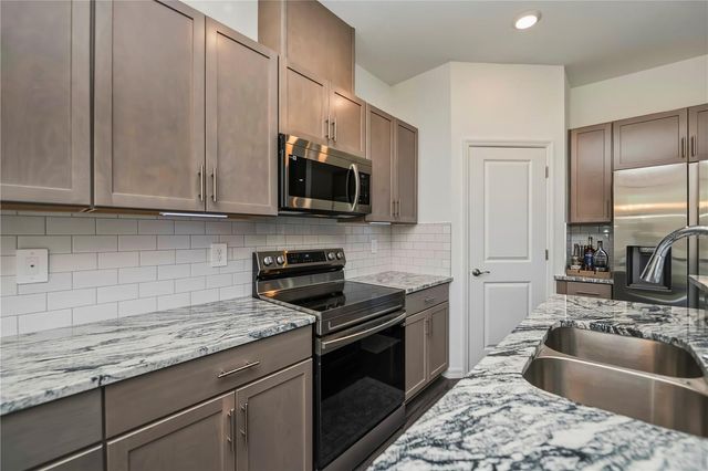 5306 DUNSMUIR ROAD, North Port, FL 34288