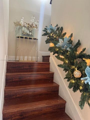 13216 SW 10th Ter, Miami, FL 33184