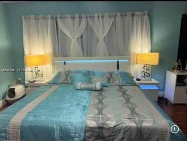 13216 SW 10th Ter, Miami, FL 33184