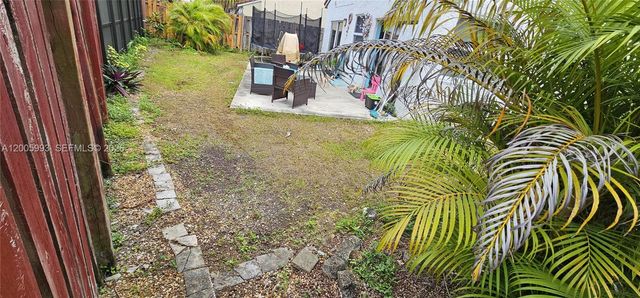 13216 SW 10th Ter, Miami, FL 33184