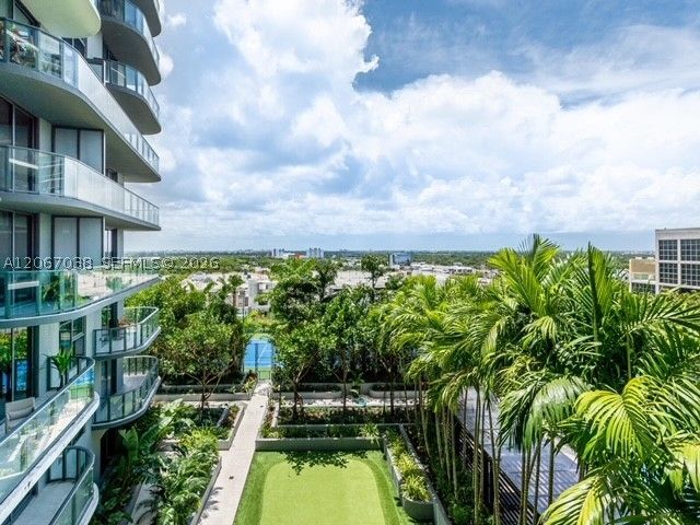 121 NE 34th St 1014, Miami, FL 33137