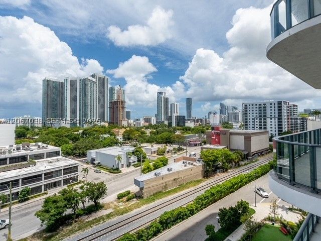 121 NE 34th St 1014, Miami, FL 33137