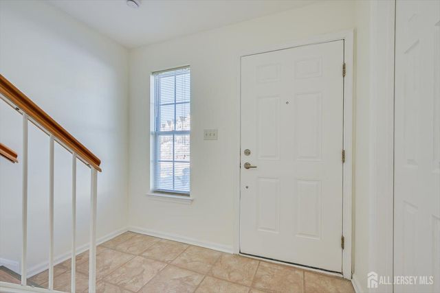 3 Kosmoski Terrace, Sayreville, NJ 08859