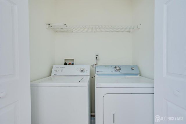 3 Kosmoski Terrace, Sayreville, NJ 08859