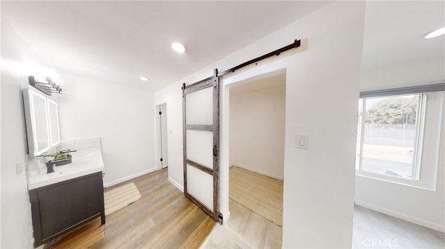 1030 W Macarthur Boulevard 10, Santa Ana, CA 92707