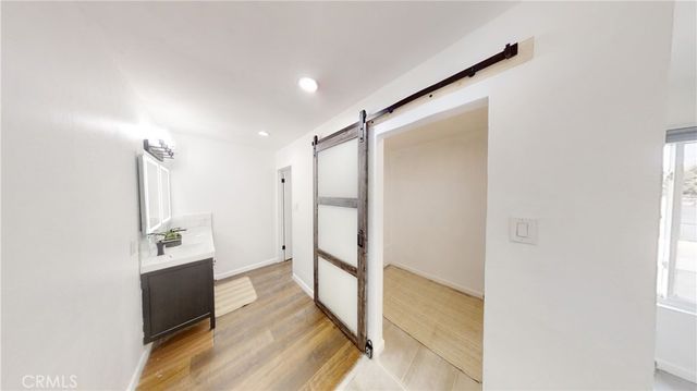 1030 W Macarthur Boulevard 10, Santa Ana, CA 92707