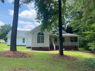 400 Westminster Drive, Clayton, NC 27520