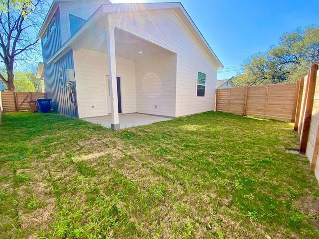 6102 Caddie ST A, Austin, TX 78741