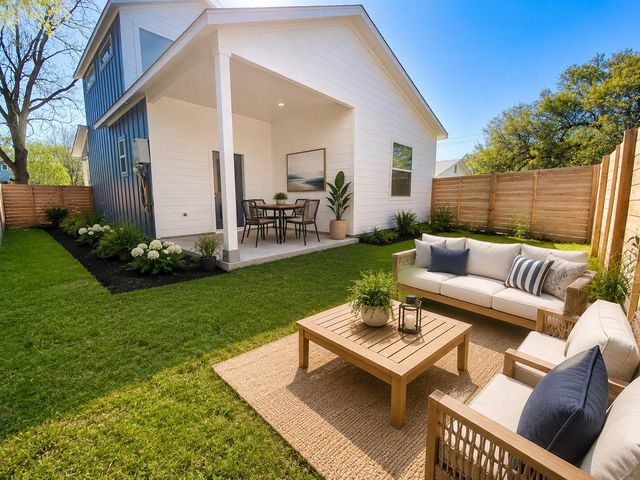 6102 Caddie ST A, Austin, TX 78741