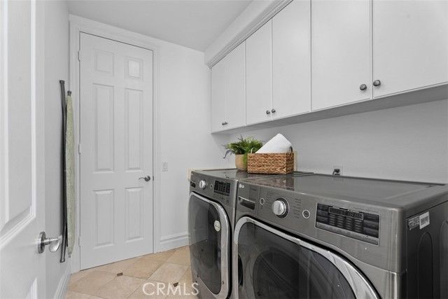 2 Aquila Way, Laguna Hills, CA 92679