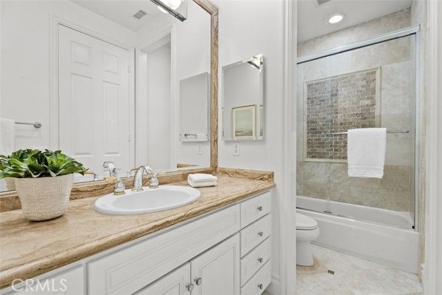 2 Aquila Way, Laguna Hills, CA 92679