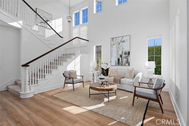 2 Aquila Way, Laguna Hills, CA 92679