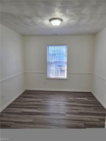 1504 Heathrow DR, Virginia Beach, VA 23464