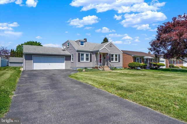 1919 ORANGE ST, York, PA 17404