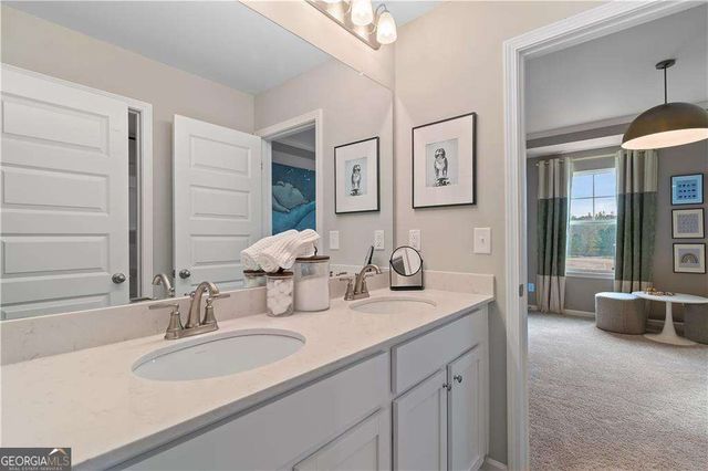 229 Ruthe Cove, Locust Grove, GA 30248