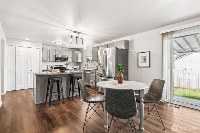 815 Nicholas Lane SE, Olympia, WA 98513