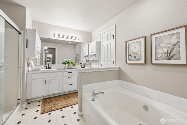 815 Nicholas Lane SE, Olympia, WA 98513