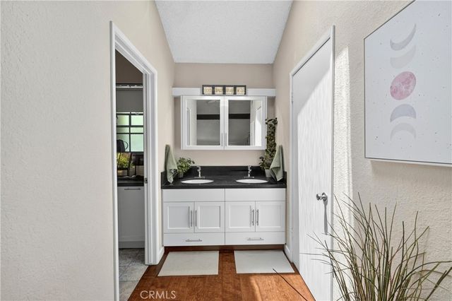 26701 Quail Creek 100, Laguna Hills, CA 92656