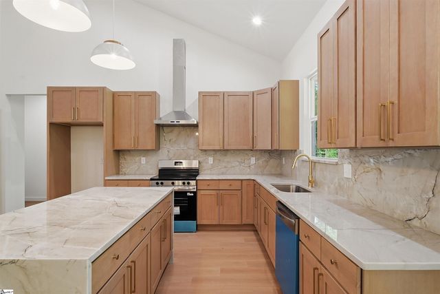 147 Bridwell Road, Woodruff, SC 29388