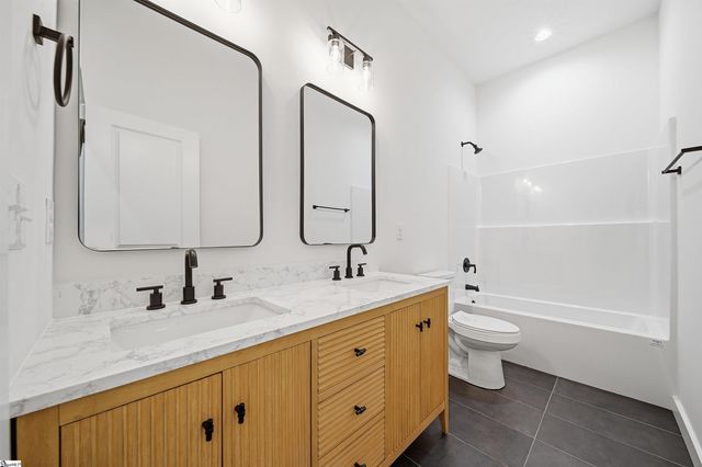 147 Bridwell Road, Woodruff, SC 29388