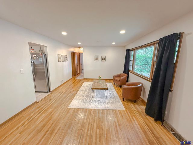 7920 Steinway Road, Lincoln, NE 68505