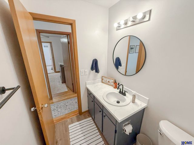 7920 Steinway Road, Lincoln, NE 68505