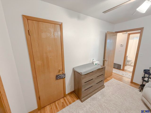 7920 Steinway Road, Lincoln, NE 68505