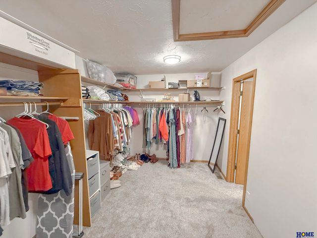 7920 Steinway Road, Lincoln, NE 68505