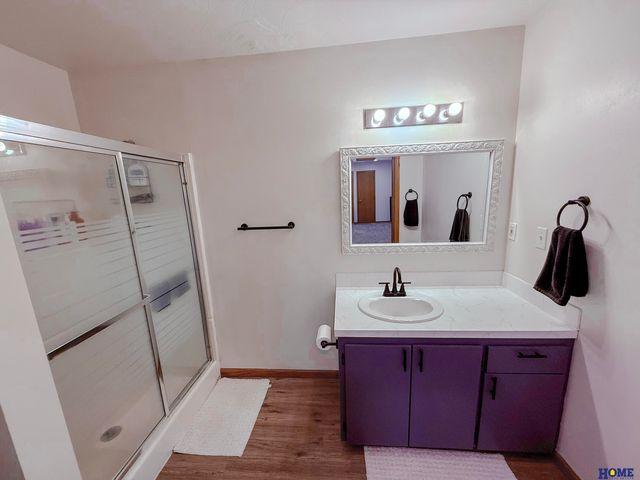 7920 Steinway Road, Lincoln, NE 68505